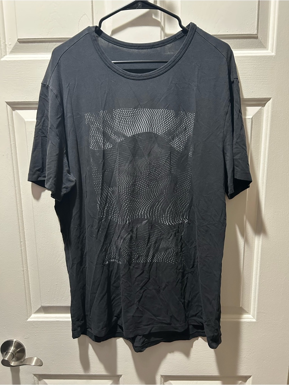 Lululemon Men's Faded Black 5 Year Basic Dot Wave Graphic Short Sleeve Tee XL